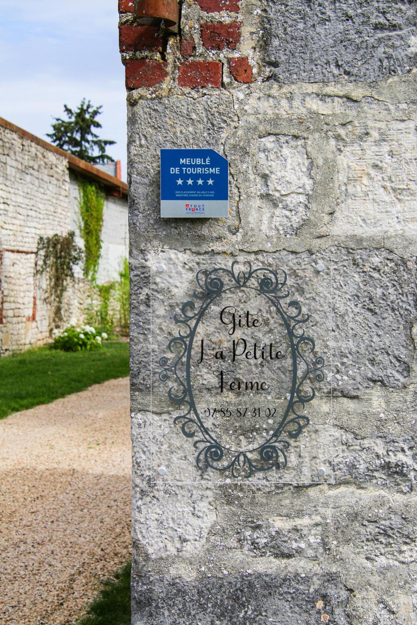 Gite La Petite Ferme Clermont-les-Fermes Экстерьер фото
